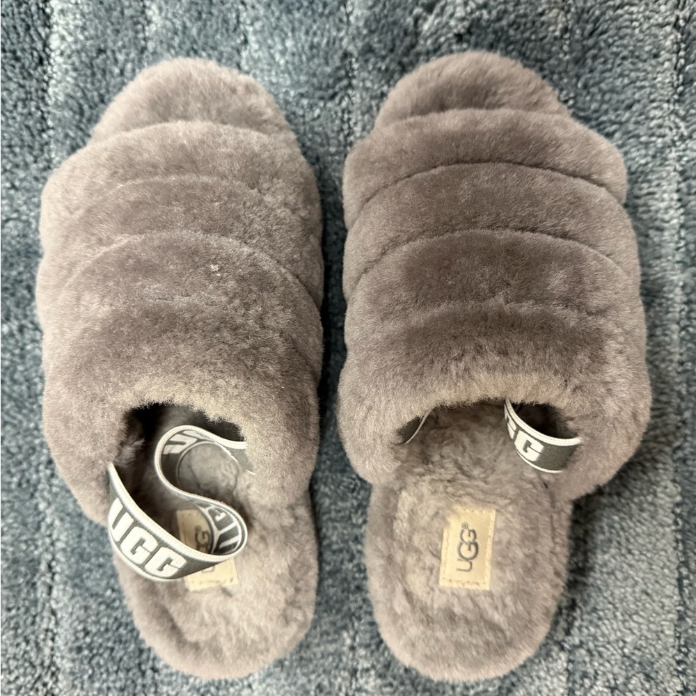 UGG Fluff Yeah Gray Slippers